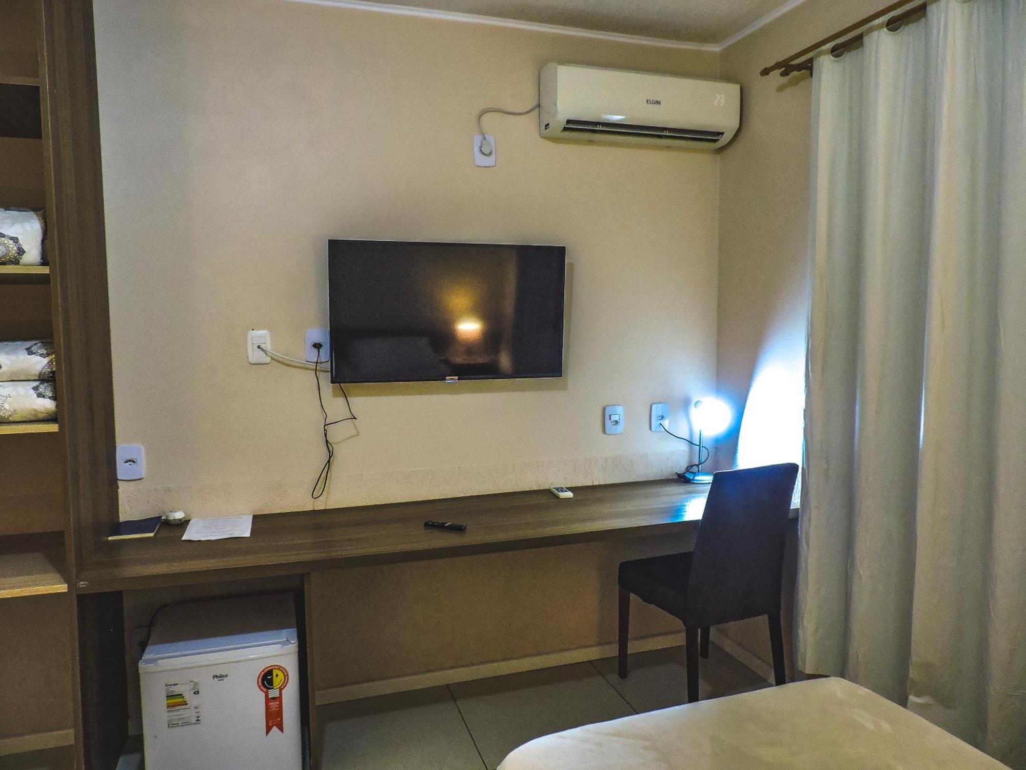 Coimbra Hotel Pousada ペロタス エクステリア 写真